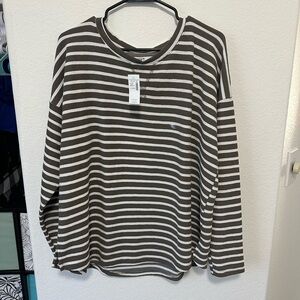 BNWT Maurices Long Sleeve